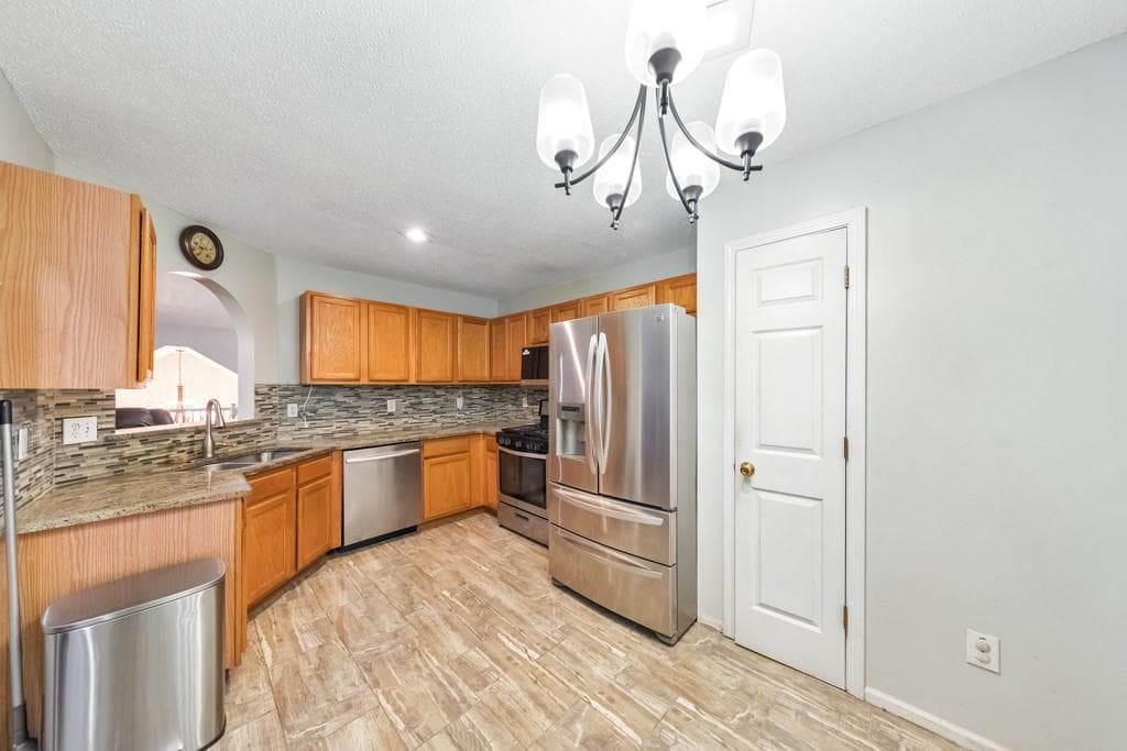 4 bedroom, 3 bathroom, 2,629 sq ft single family residence for sale at 1979 Stonecrest Drive, Austell, GA 30106 — photo 10