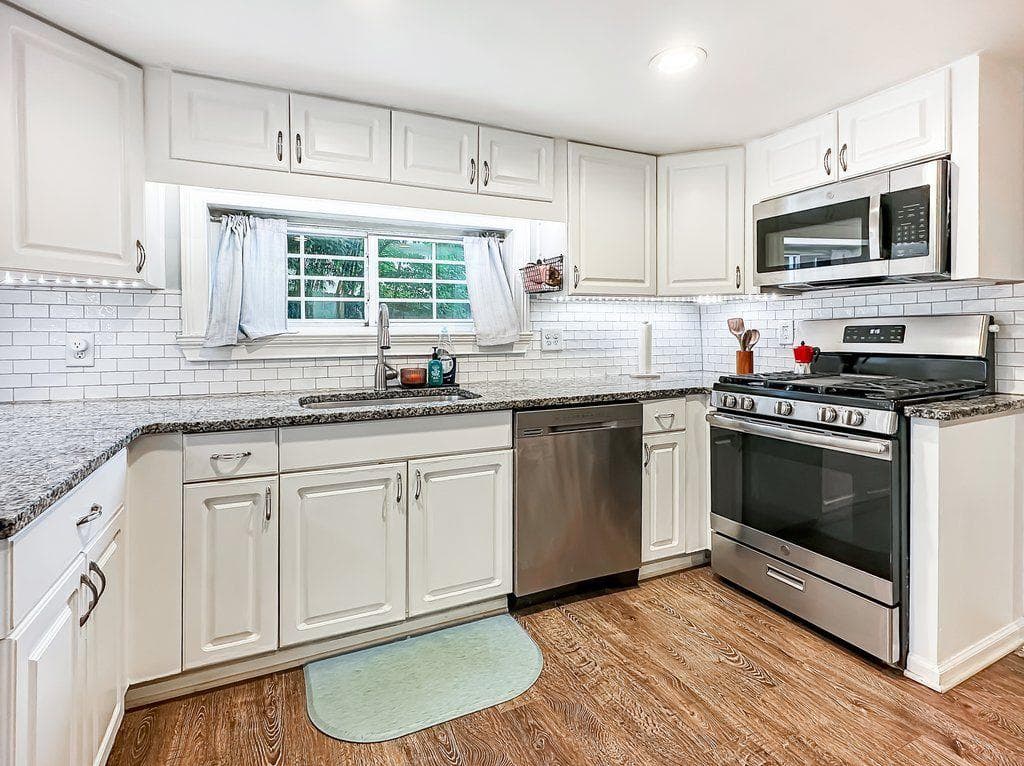 2 bedroom, 2 bathroom, 1,376 sq ft single family residence for sale at 4548 Spring Street Extension, Acworth, GA 30101 — photo 8