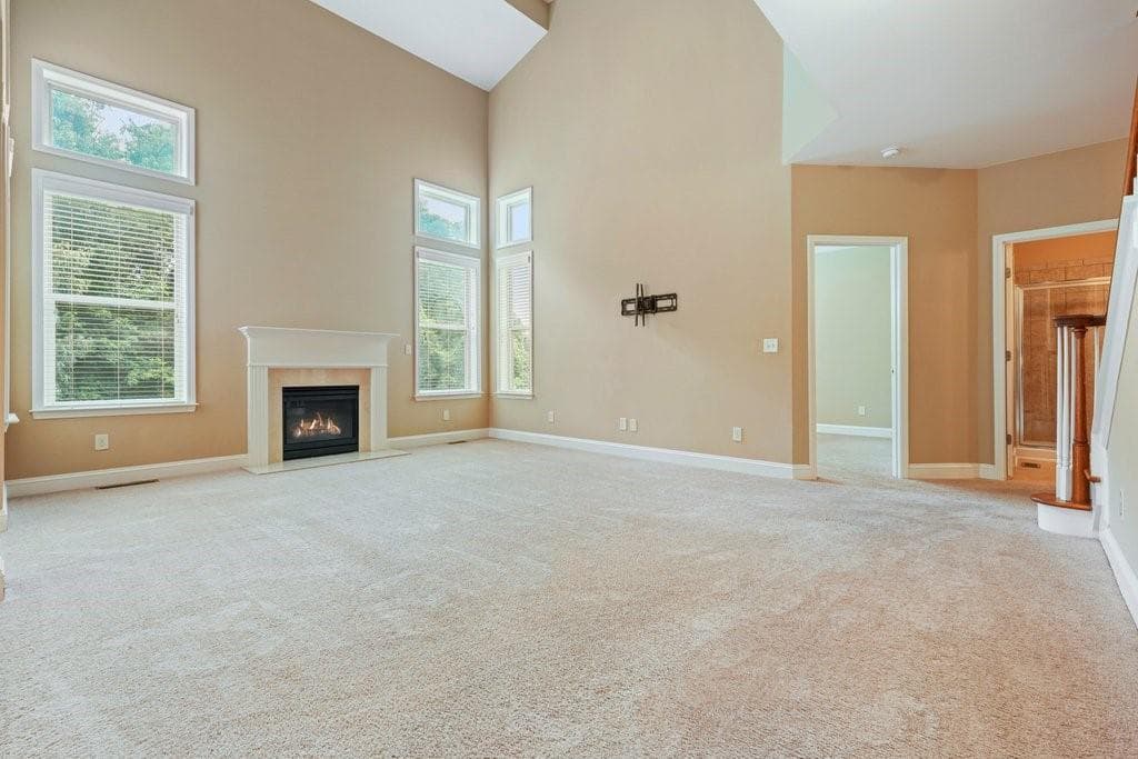 5 bedroom, 4 bathroom, 3,243 sq ft single family residence for rent at 1010 Chelsey Way, Roswell, GA 30075 for $4,700 a month — photo 9