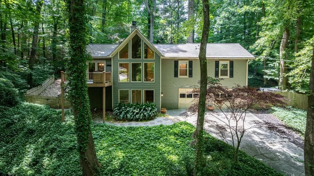 4 bedroom, 3 bathroom, 2,374 sq ft single family residence for rent at 102 Vanessa Drive, Smyrna, GA 30082 for $3,250 a month — photo 1 of 39