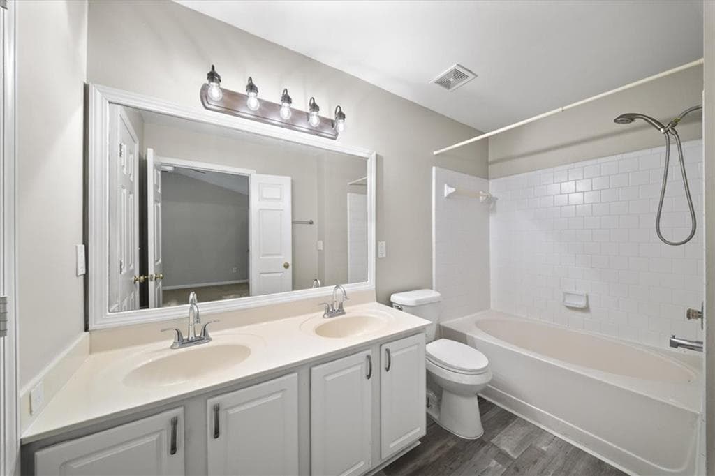 3 bedroom, 3 bathroom, 1,370 sq ft townhouse for sale at 2752 Ashleigh Lane, Alpharetta, GA 30004 — photo 10