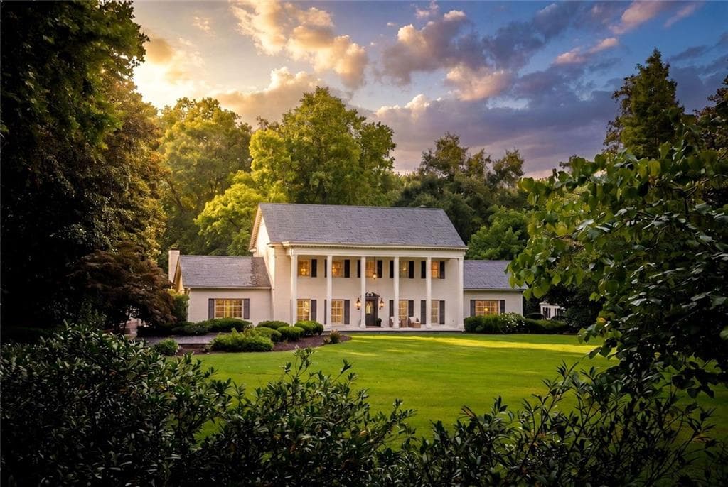 5 bedroom, 4 bathroom, 7,025 sq ft single family residence sold at 3955 Northside Drive, Atlanta, GA 30342