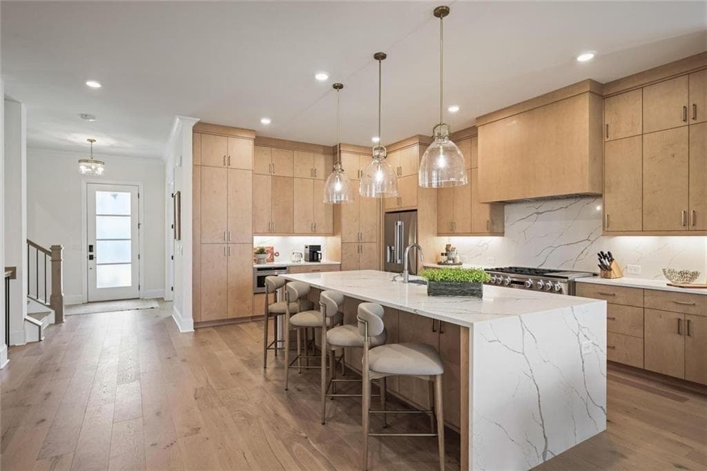 4 bedroom, 6 bathroom, 4,628 sq ft single family residence under contract at 5145 Bandolino Lane, Peachtree Corners, GA 30092 — photo 6