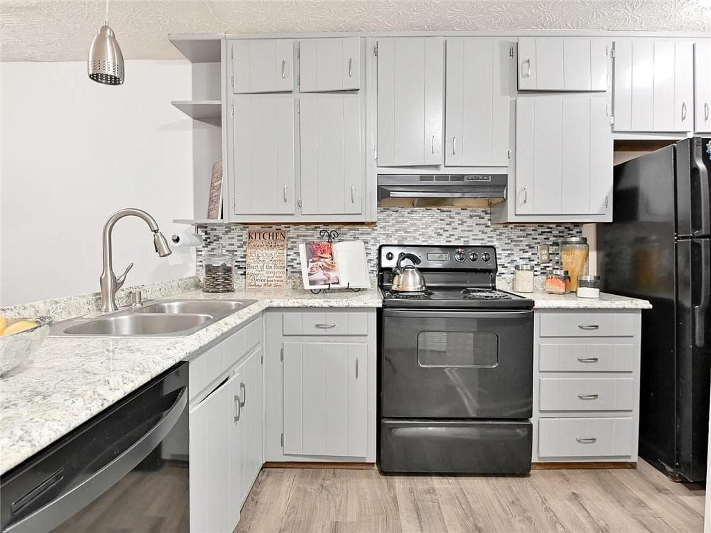 4 bedroom, 4 bathroom, 2,310 sq ft single family residence for sale at 123-25 Curtis Road, Lawrenceville, GA 30046 — photo 3