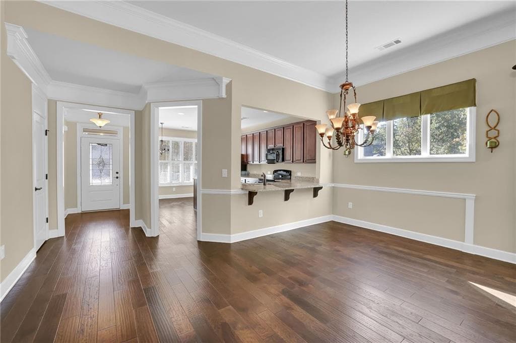 4 bedroom, 3 bathroom, 2,390 sq ft single family residence for rent at 3708 MAJESTICK OAK DR, Gainesville, GA 30504 for $2,700 a month — photo 7