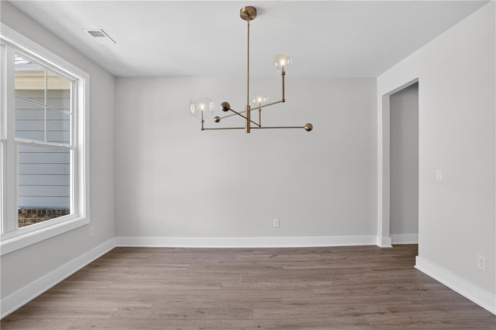 5 bedroom, 3 bathroom, 2,805 sq ft single family residence for sale at 2541 Parkside Way Lot 398, Gainesville, GA 30507 — photo 7