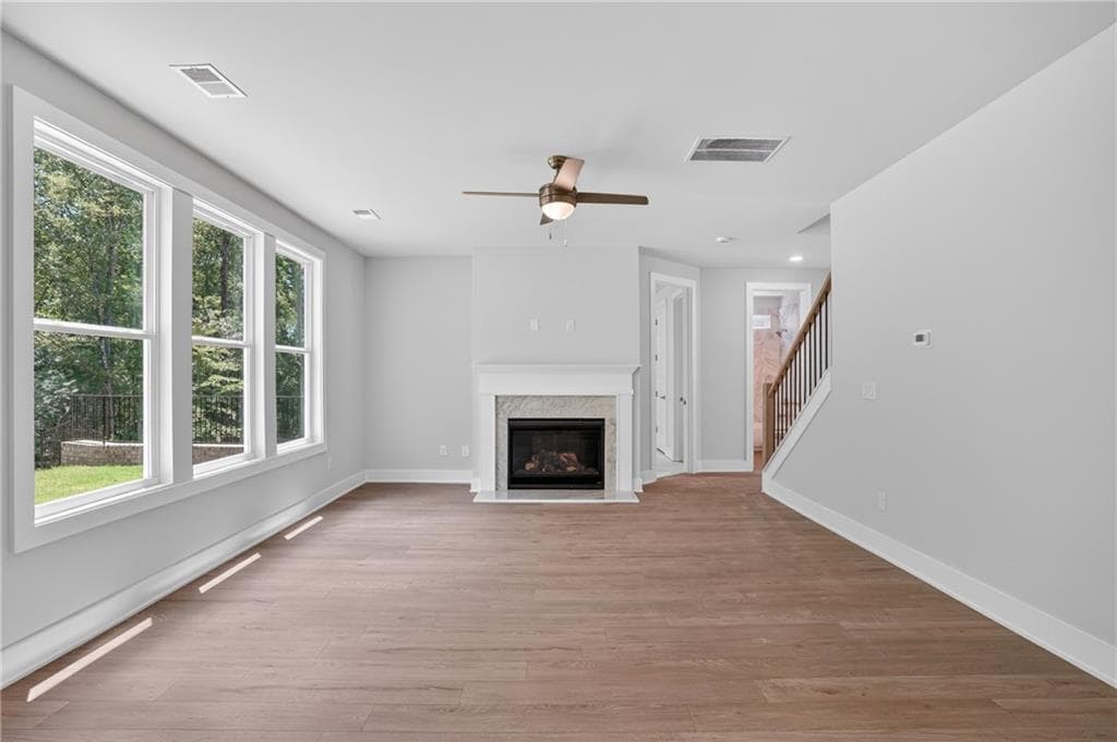 5 bedroom, 3 bathroom, 2,805 sq ft single family residence for sale at 2541 Parkside Way Lot 398, Gainesville, GA 30507 — photo 9