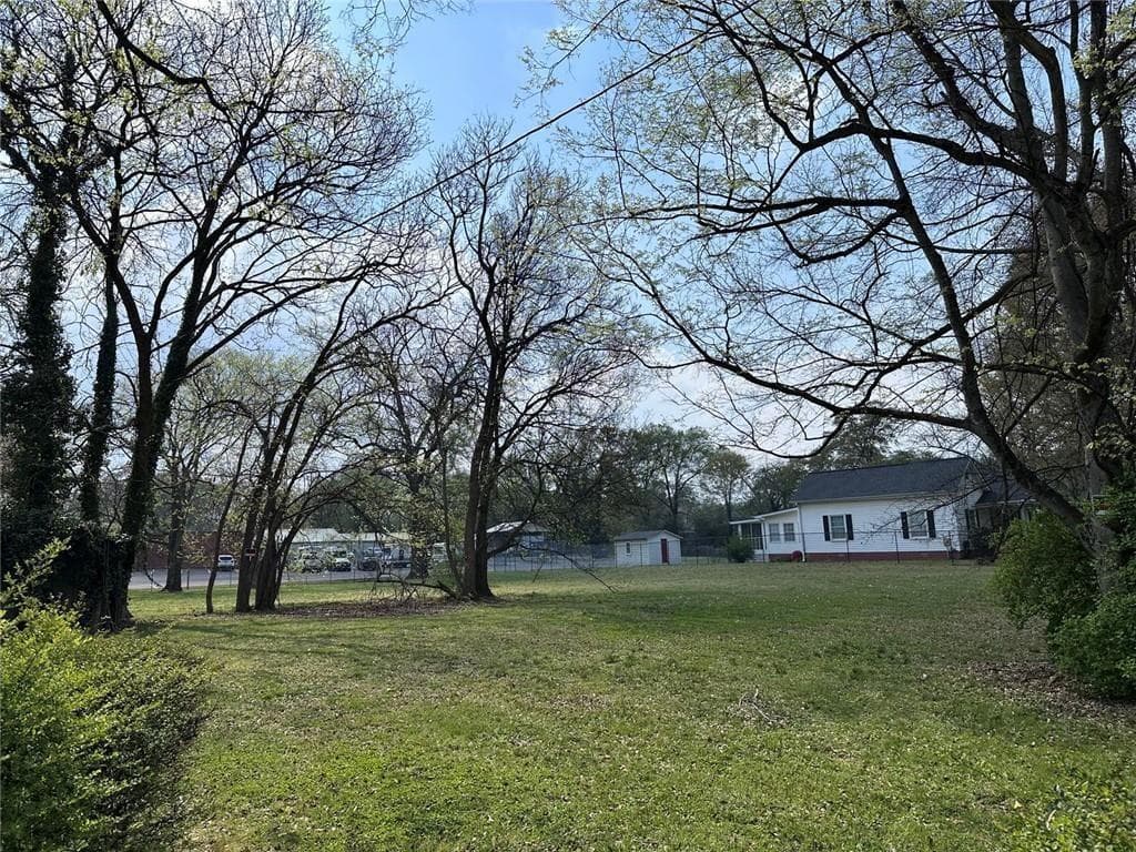 single family residence under contract at 25 Wells Street, Cartersville, GA 30120 — photo 7