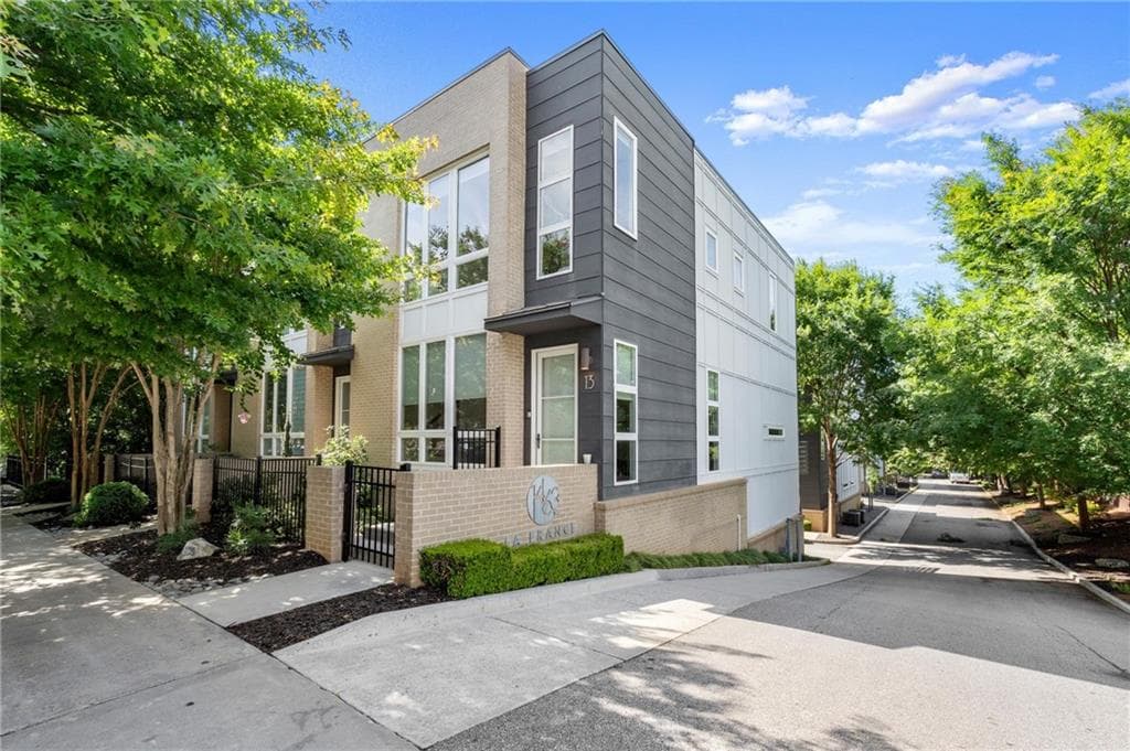 3 bedroom, 4 bathroom, 2,022 sq ft townhouse under contract at 1463 La France Street 13, Atlanta, GA 30307