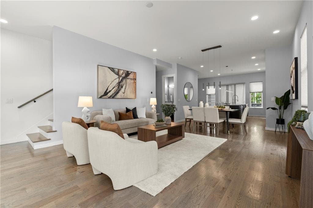 3 bedroom, 4 bathroom, 2,022 sq ft townhouse under contract at 1463 La France Street 13, Atlanta, GA 30307 — photo 4