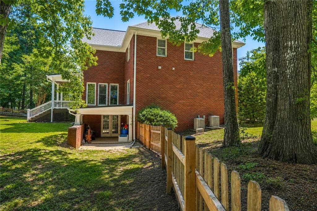4 bedroom, 4 bathroom, 5,030 sq ft single family residence for sale at 1630 Canterbury Pointe, Conyers, GA 30013 — photo 9