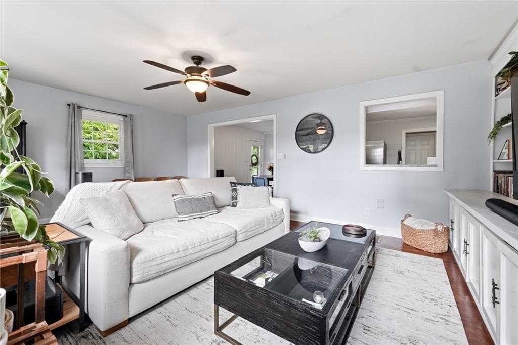 3 bedroom, 2 bathroom, 1,453 sq ft single family residence for sale at 3401 Emerson Street, Smyrna, GA 30082 — photo 9