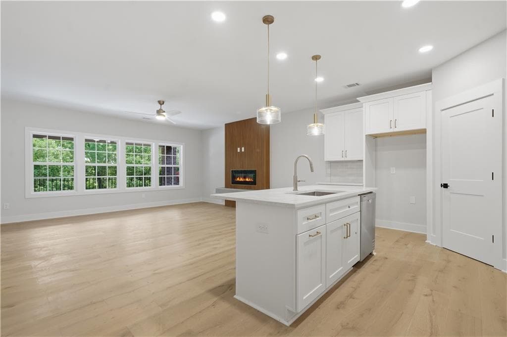 4 bedroom, 4 bathroom, 2,299 sq ft townhouse for sale at 1950 Buford Dam Road 1003, Cumming, GA 30041 — photo 3