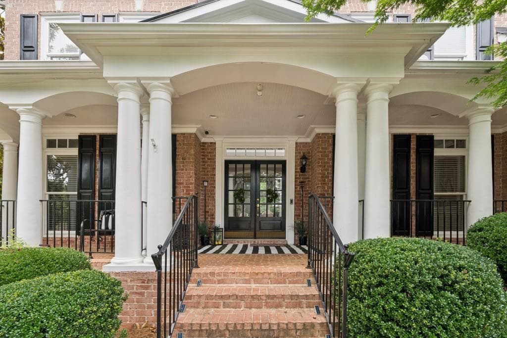 5 bedroom, 5 bathroom, 6,565 sq ft single family residence under contract at 1755 Briergate Drive, Duluth, GA 30097 — photo 2
