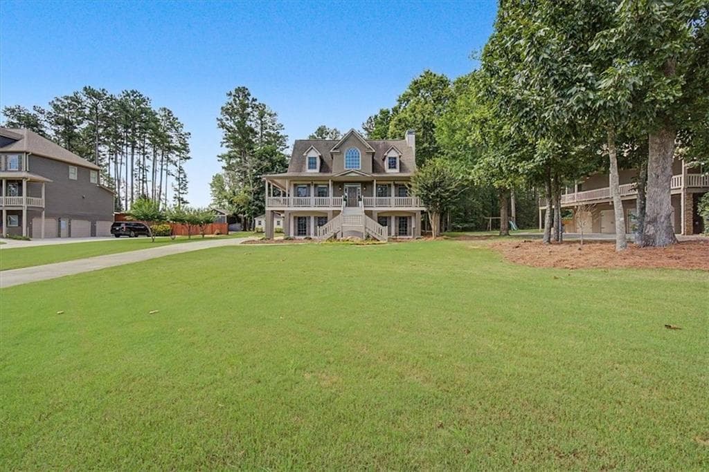 5 bedroom, 5 bathroom, 3,189 sq ft single family residence for sale at 62 River Walk Parkway, Euharlee, GA 30145 — photo 2