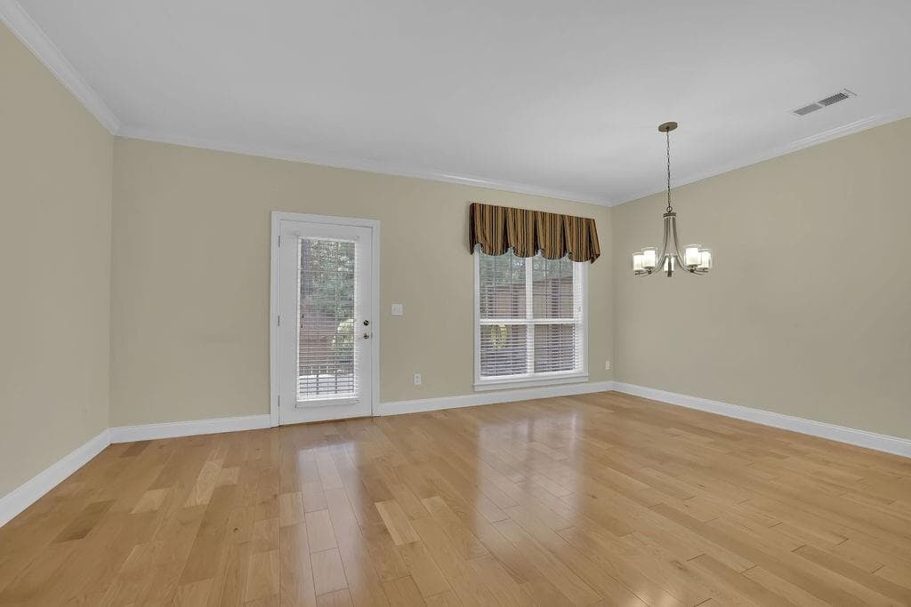 3 bedroom, 3 bathroom, 2,312 sq ft townhouse for sale at 3003 Sterling Court, Roswell, GA 30075 — photo 10