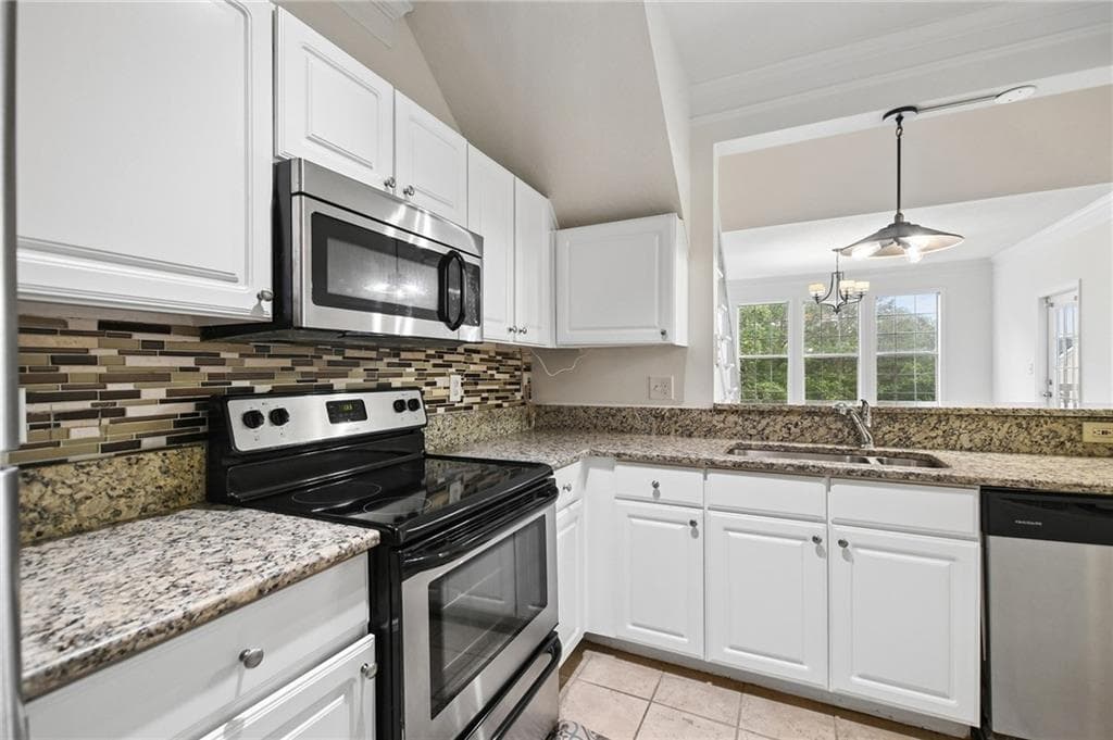 1 bedroom, 1 bathroom, 1,077 sq ft condominium for sale at 4303 Westchester Ridge 4303, Atlanta, GA 30329 — photo 7