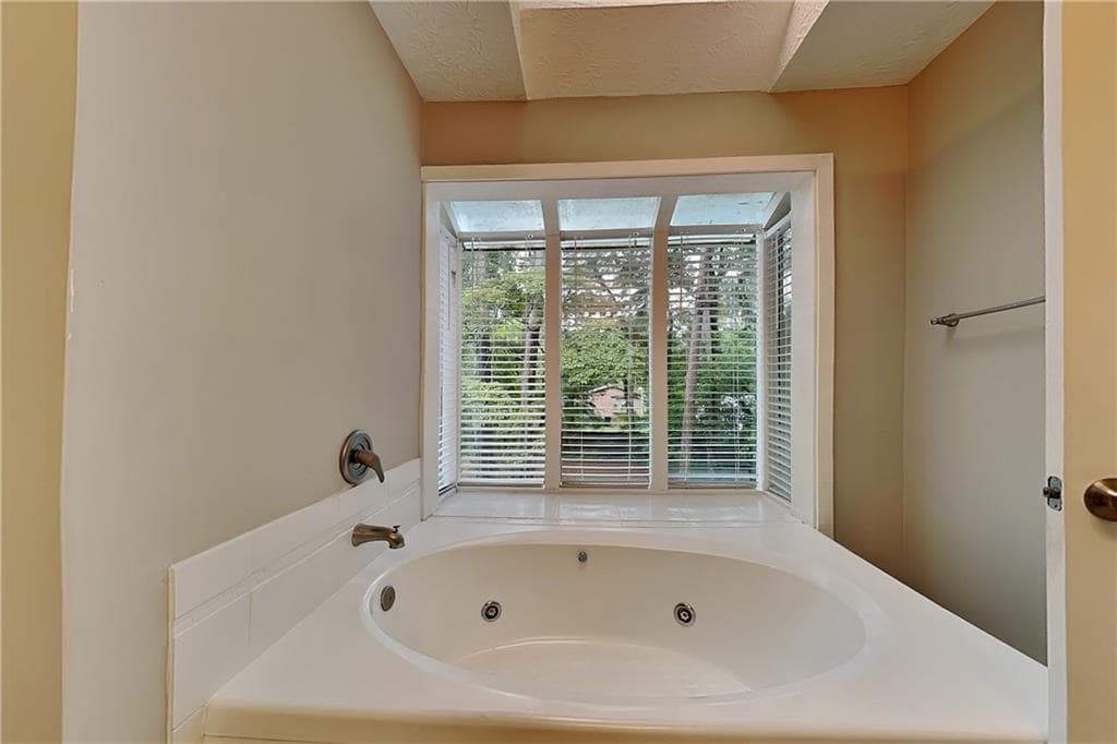 4 bedroom, 3 bathroom, 2,448 sq ft single family residence for rent at 5142 Manitou Way, Stone Mountain, GA 30087 for $2,190 a month — photo 9