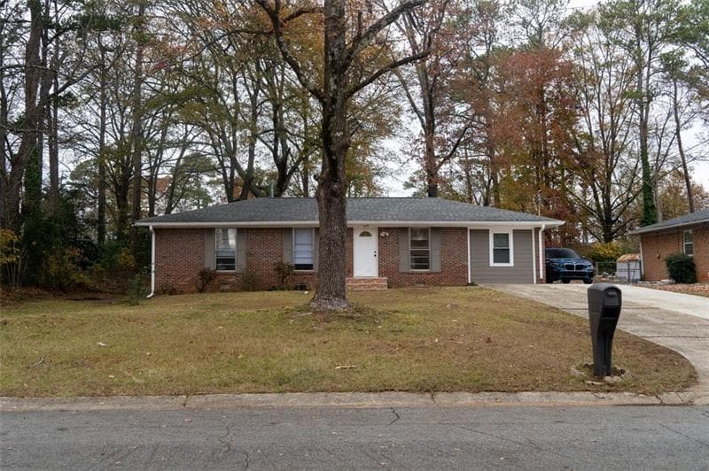 duplex under contract at 679 Winchester Lane, Norcross, GA 30071 — photo 5