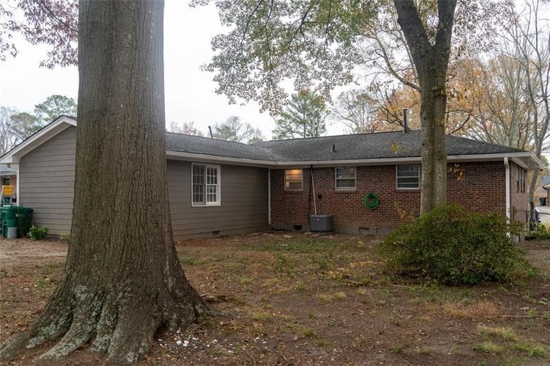 duplex under contract at 679 Winchester Lane, Norcross, GA 30071 — photo 7