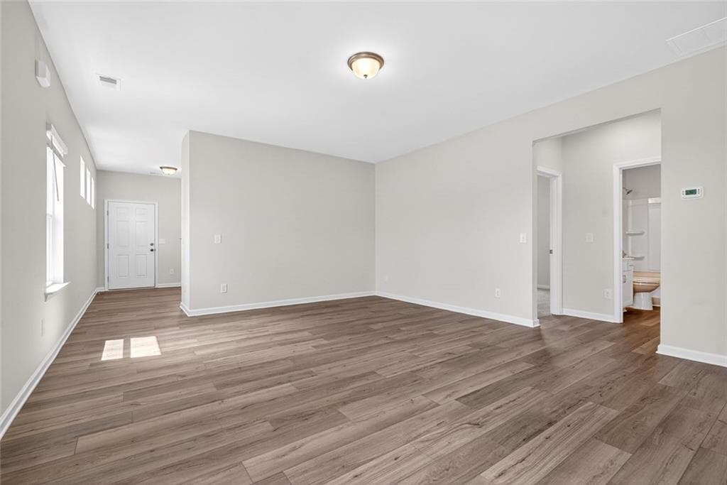 3 bedroom, 2 bathroom, 1,450 sq ft single family residence under contract at 461 Fair Oak Lane, Calhoun, GA 30701 — photo 6