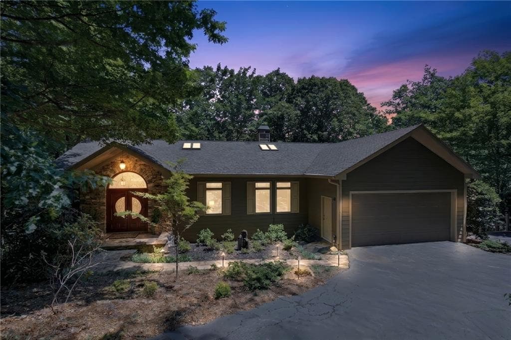 4 bedroom, 4 bathroom, 4,005 sq ft single family residence for sale at 532 Cherokee Trail, Big Canoe, GA 30143 — photo 2