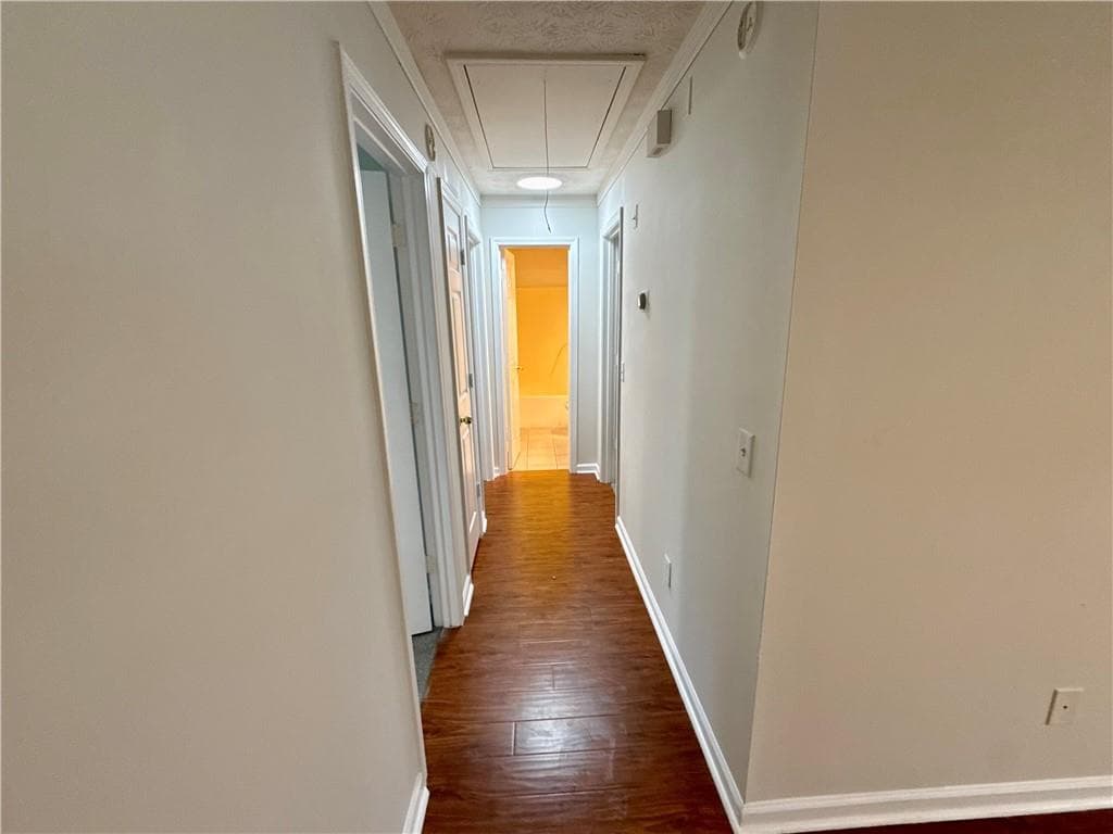 4 bedroom, 3 bathroom, 1,795 sq ft single family residence under contract at 30 Stoneview Terrace, Covington, GA 30016 — photo 6