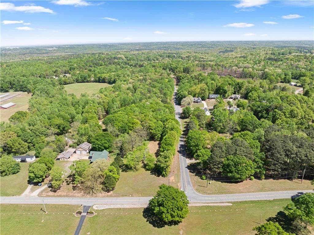 3 bedroom, 2 bathroom, 1,500 sq ft single family residence for sale at 4342 Woods Bridge Road, Commerce, GA 30529 — photo 8