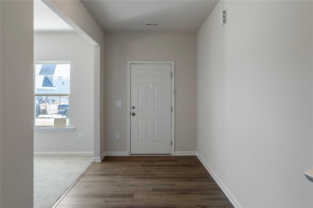 4 bedroom, 3 bathroom, 3,005 sq ft single family residence under contract at 7761 Sandpiper Drive, Douglasville, GA 30134 — photo 2