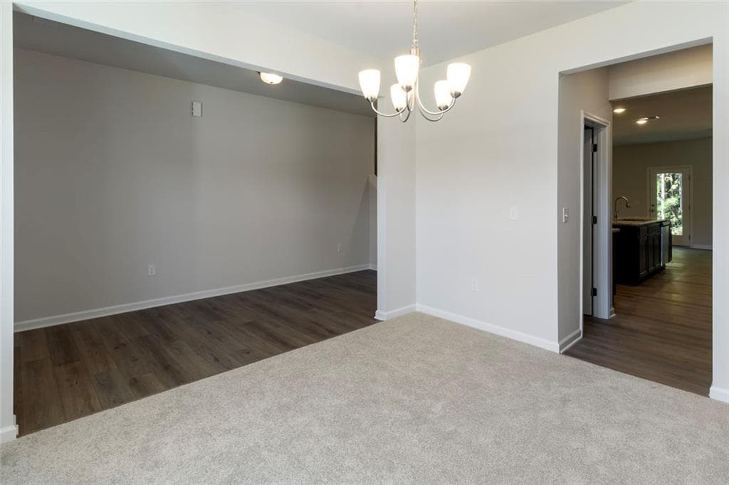 4 bedroom, 3 bathroom, 3,005 sq ft single family residence under contract at 7761 Sandpiper Drive, Douglasville, GA 30134 — photo 3