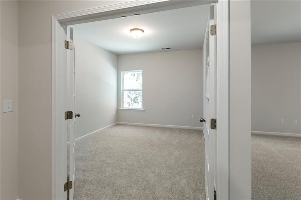4 bedroom, 3 bathroom, 3,005 sq ft single family residence under contract at 7761 Sandpiper Drive, Douglasville, GA 30134 — photo 5