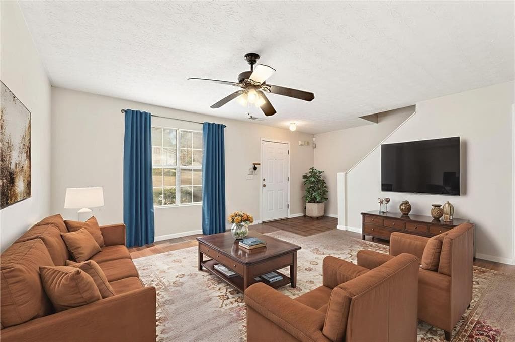 3 bedroom, 3 bathroom, 1,416 sq ft townhouse under contract at 3027 Fair Creek Court, Lithonia, GA 30338 — photo 5