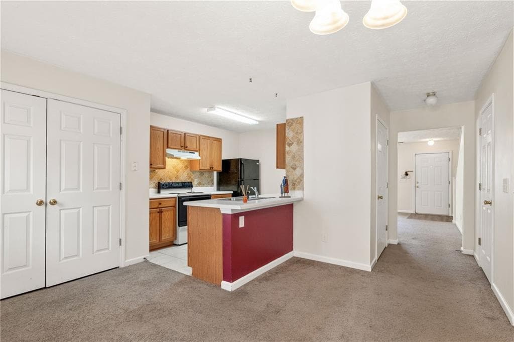 3 bedroom, 3 bathroom, 1,416 sq ft townhouse under contract at 3027 Fair Creek Court, Lithonia, GA 30338 — photo 7