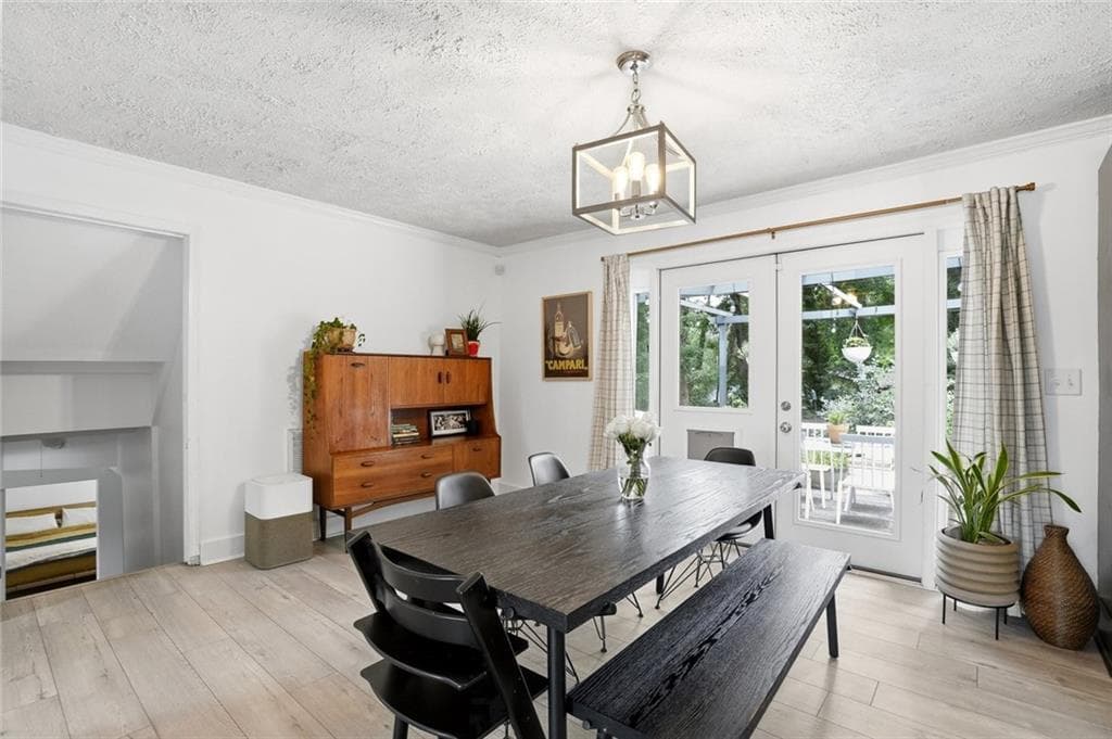 5 bedroom, 3 bathroom, 2,566 sq ft single family residence for sale at 1720 Mary Lou Lane, Atlanta, GA 30316 — photo 10