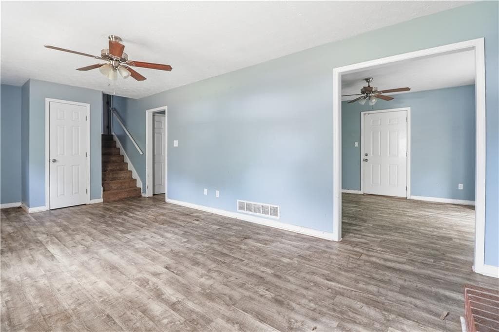 3 bedroom, 2 bathroom, 1,548 sq ft single family residence for sale at 3521 Mustang Drive, Powder Springs, GA 30127 — photo 3