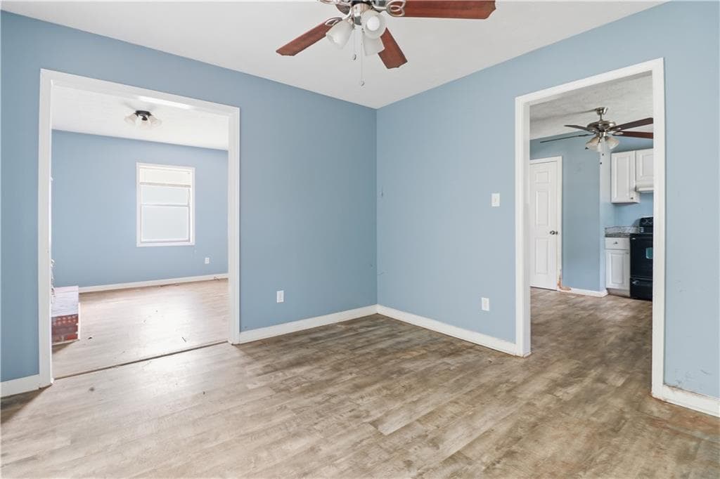 3 bedroom, 2 bathroom, 1,548 sq ft single family residence for sale at 3521 Mustang Drive, Powder Springs, GA 30127 — photo 5