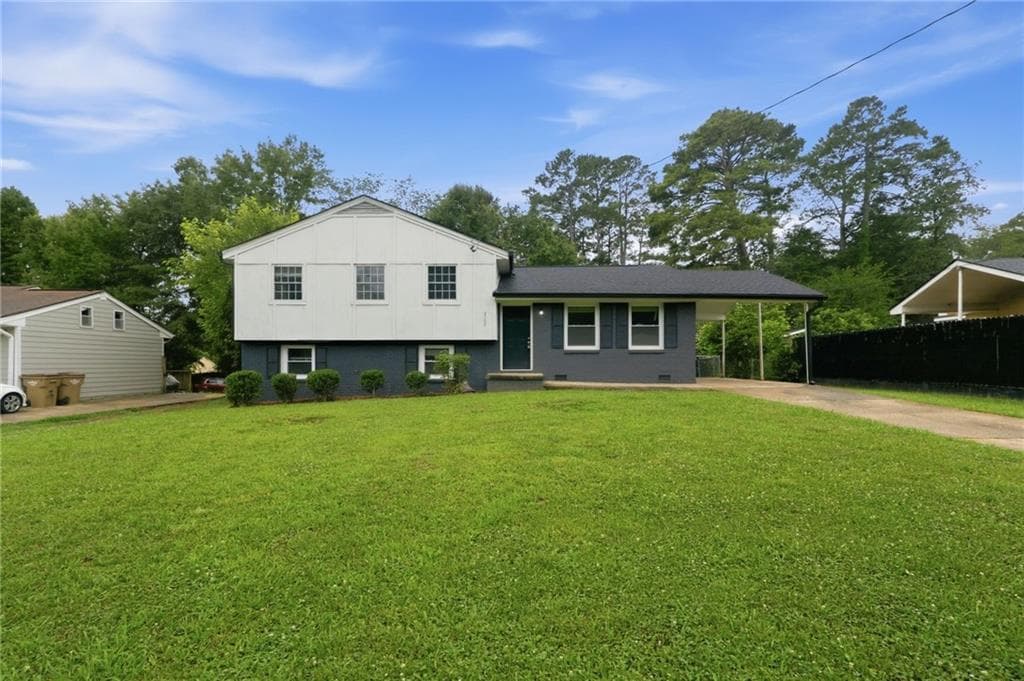 3 bedroom, 2 bathroom, 1,601 sq ft single family residence for sale at 6005 Randy Lane, Ellenwood, GA 30294