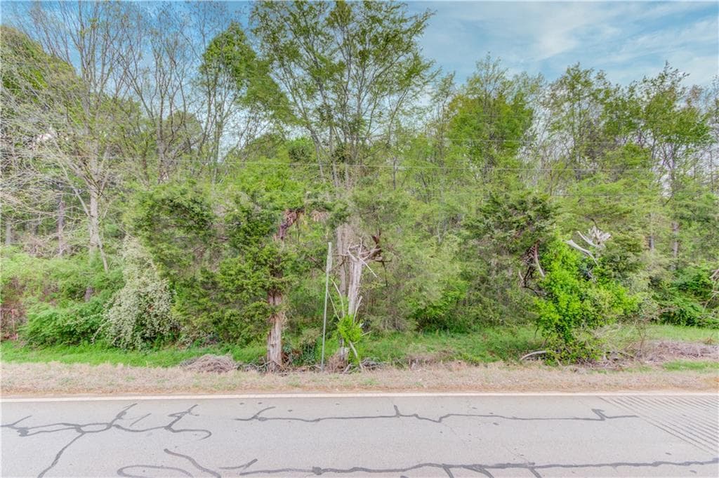 unimproved land for sale at 194 Highway 82, Jefferson, GA 30549 — photo 3