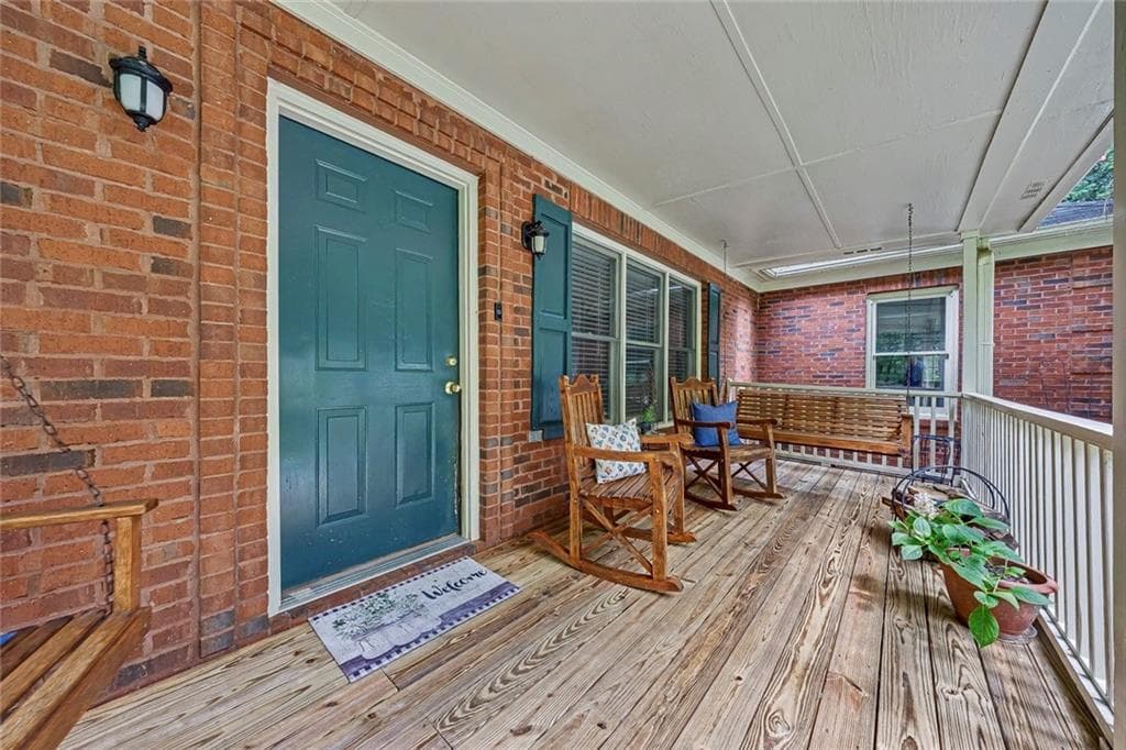 6 bedroom, 4 bathroom, 3,426 sq ft single family residence for sale at 2717 Upper Sweetwater Trail, White, GA 30184 — photo 5
