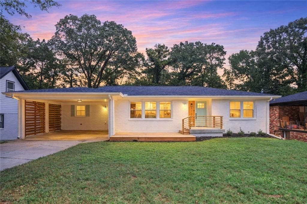 4 bedroom, 2 bathroom, 2,850 sq ft single family residence sold at 2152 Edgemore, Atlanta, GA 30316