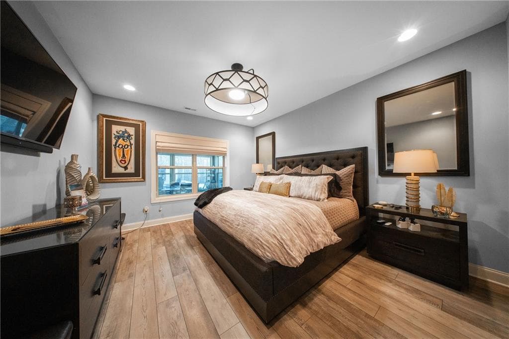 5 bedroom, 6 bathroom, 7,130 sq ft single family residence for sale at 149 Avalon Way, Sharpsburg, GA 30277 — photo 7