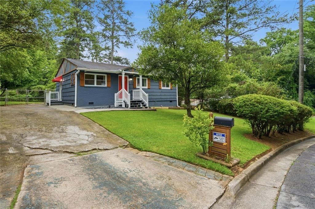 3 bedroom, 2 bathroom, 864 sq ft single family residence sold at 2396 Arno Court, Atlanta, GA 30318