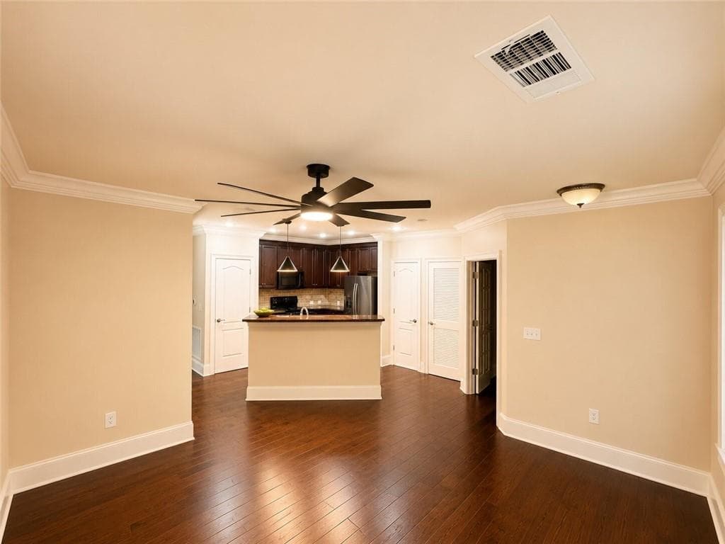 1 bedroom, 2 bathroom, 1,159 sq ft condominium for sale at 2300 Peachford Road 4004, Atlanta, GA 30338 — photo 10