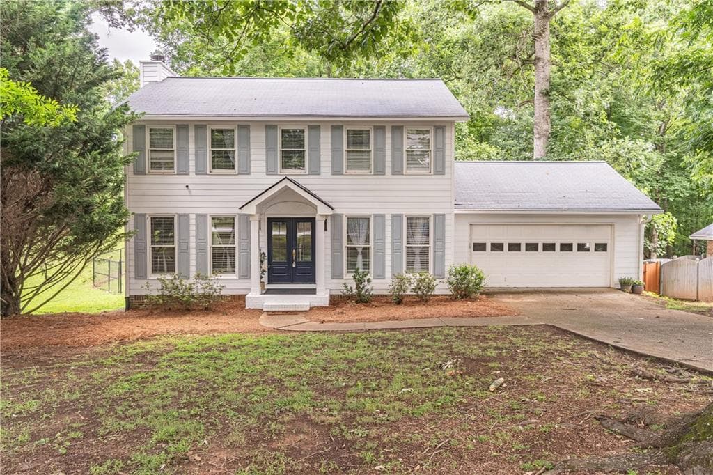 4 bedroom, 3 bathroom, 2,400 sq ft single family residence sold at 4160 W Cooper Lake Drive, Smyrna, GA 30082