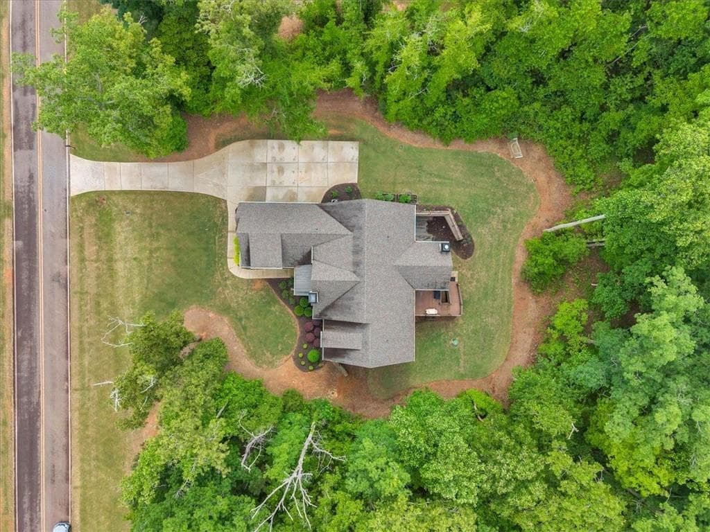 4 bedroom, 4 bathroom, 3,160 sq ft single family residence for sale at 103 Heights Avenue, Forsyth, GA 31029 — photo 3
