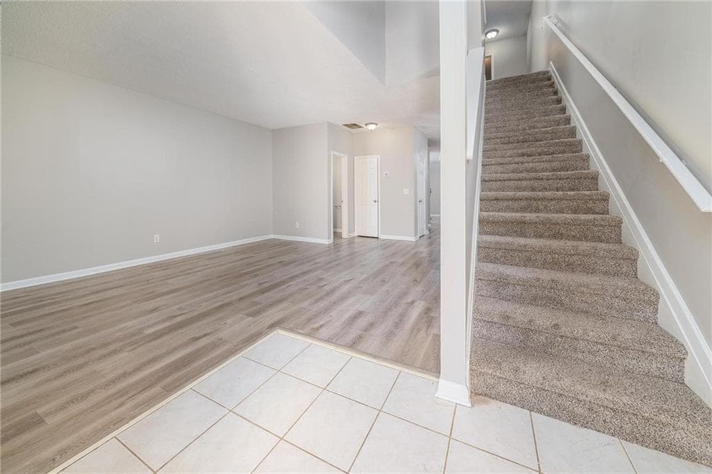 3 bedroom, 3 bathroom, 1,904 sq ft townhouse for rent at 7683 Creekside Lane, Atlanta, GA 30296 for $1,800 a month — photo 3