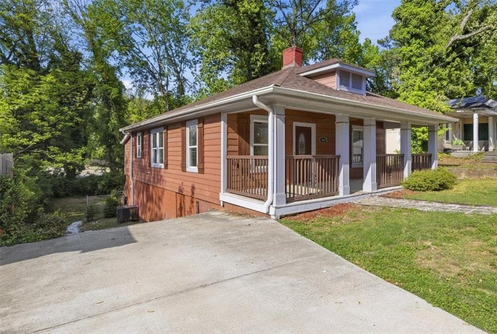 3 bedroom, 2 bathroom, 1,432 sq ft single family residence sold at 1405 Fulton Avenue, Atlanta, GA 30344