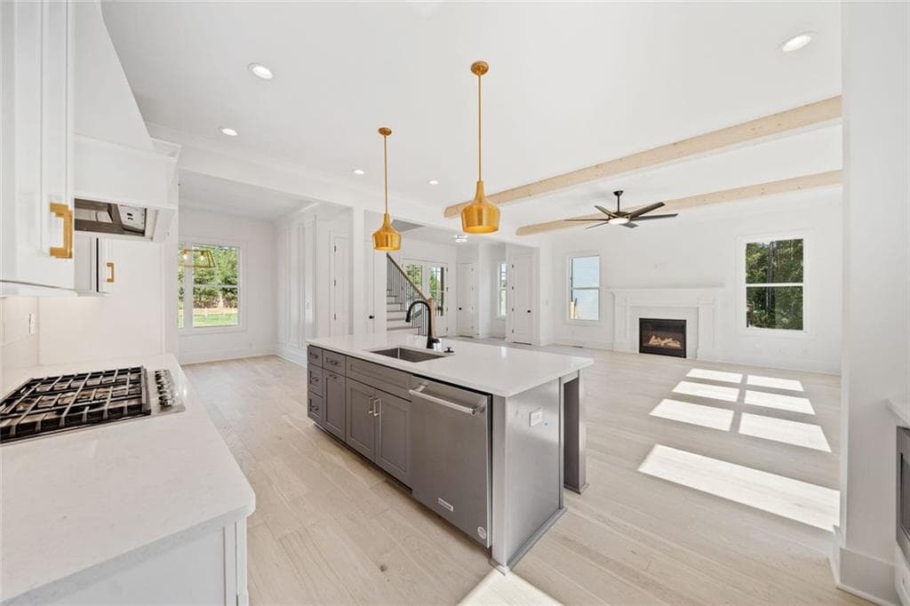 5 bedroom, 4 bathroom, 2,738 sq ft single family residence for sale at 1677 Daffodil Drive, Marietta, GA 30062 — photo 10