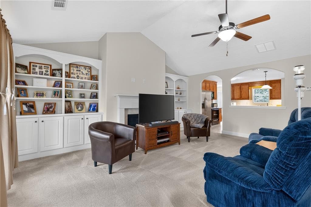 4 bedroom, 3 bathroom, 2,151 sq ft single family residence for sale at 510 Embassy Walk, Winder, GA 30680 — photo 8