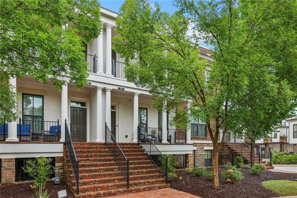 3 bedroom, 4 bathroom, 2,535 sq ft townhouse for sale at 305 Cricket Lane, Alpharetta, GA 30009